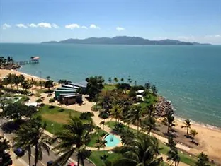 Aquarius On The Beach Townsville
