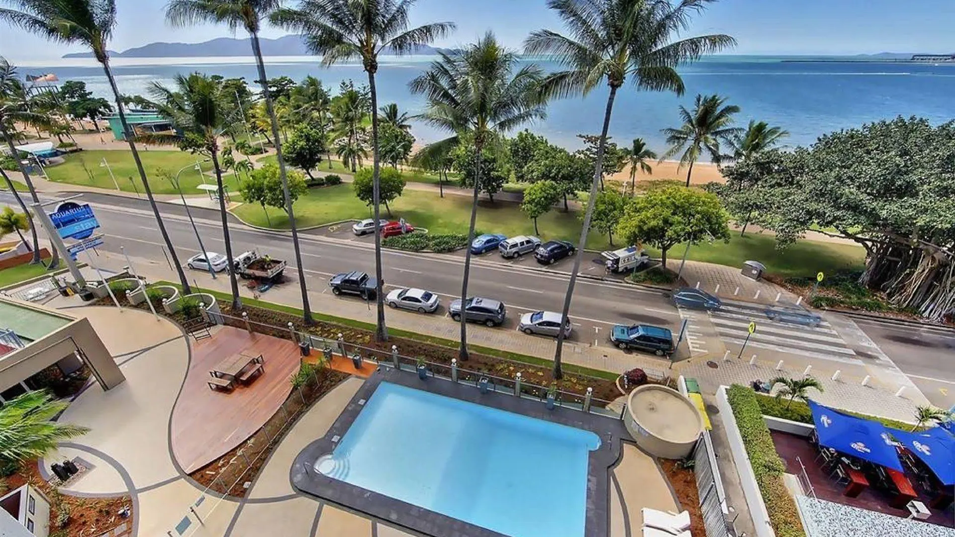 Aquarius On The Beach Aparthotel Townsville