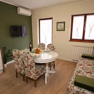 https://apartments-paola-rovinj.in-istria.net